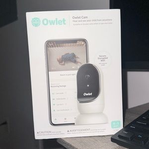Owlet Cam
The Smart HD Video Baby Monitor Designed for Peace of Mind